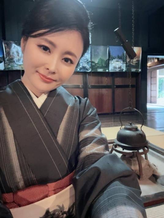 佐藤麻衣（日本女模特）
