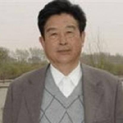 张大龙(东北师范大学资深教授)