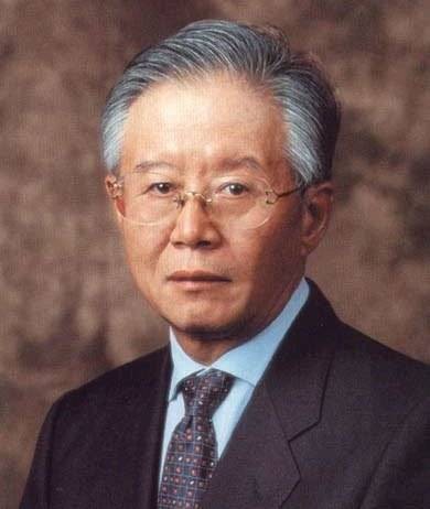 王之（中国第一台电子计算机发明人，王震将军之子）