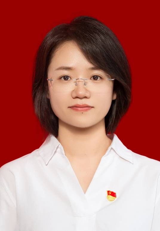 冯媛（江西省九江市都昌县三汊港镇党委副书记）