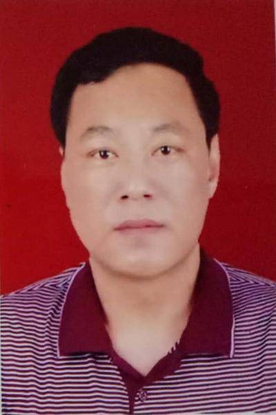 尹相杰（明光市环保局党组书记、局长）