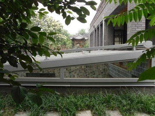 下沉式庭院