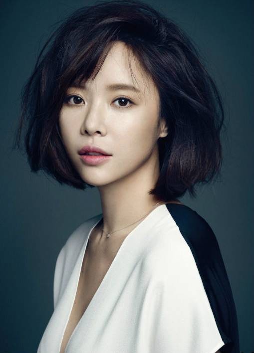 黄正音（韩国女演员、歌手）