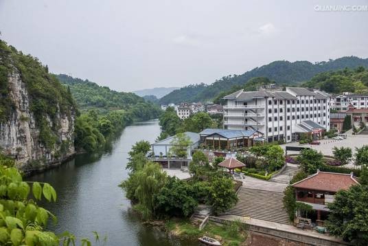 东泉镇(广西壮族自治区柳州市柳城县辖镇)