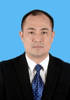 梁向荣(广东省肇庆市鼎湖区委常委、政法委书记)