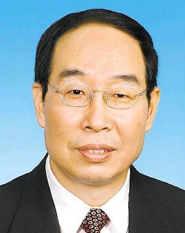尤权
