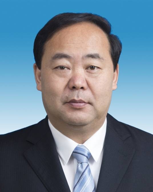 葛军（湖北省咸宁市人民政府党组成员、秘书长）