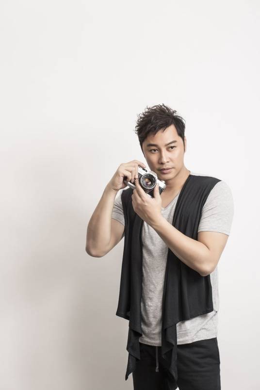 谭耀文(中国香港男歌手、演员)