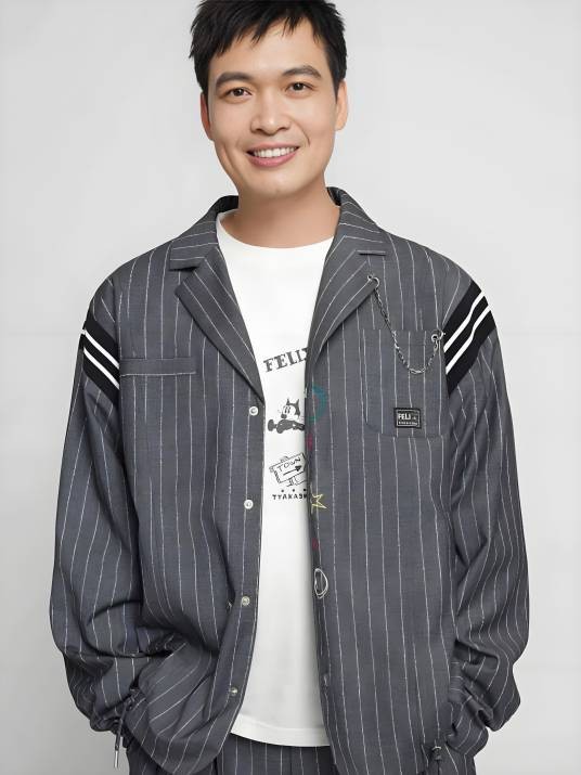 梁海源（中国脱口秀男演员、编剧）