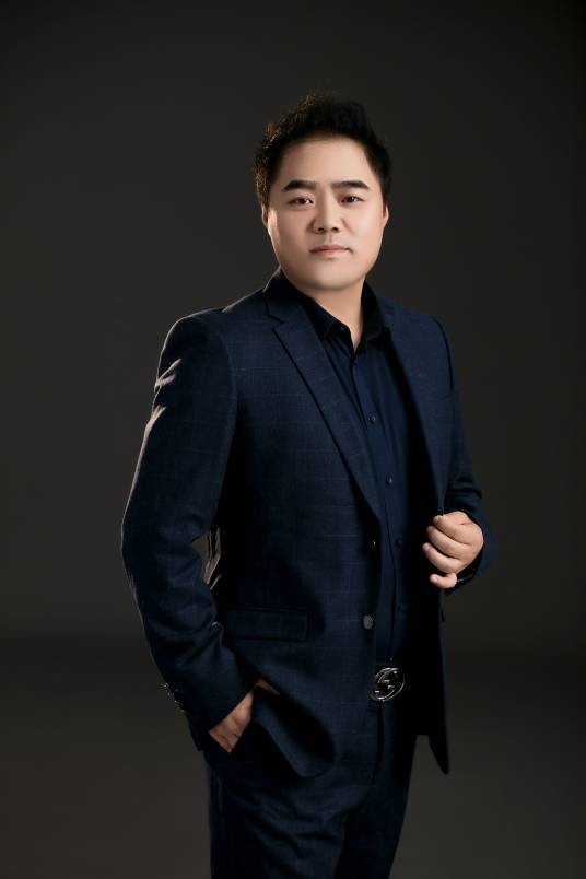侯海洋（辽宁鸿文教育科技有限公司副总裁）
