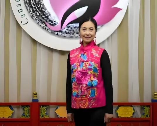 张燕燕(中国京剧女演员、加拿大中国戏曲艺术协会会长)