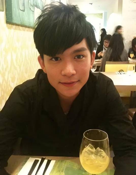 周志康(中国香港男演员、歌手)