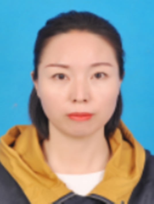 杨紫彤(宁夏荣和春医药有限公司营业员)