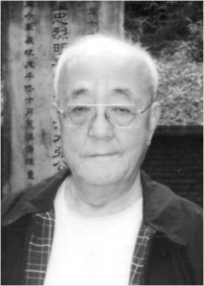 黄裳(当代作家、记者、藏书家)