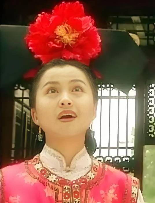 彩霞（电视剧《还珠格格》系列中的女配角）