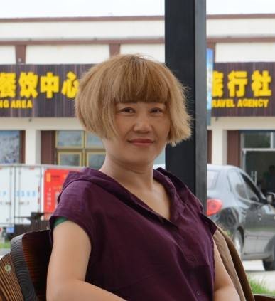 毛娜（郑州大学美术学院教授）