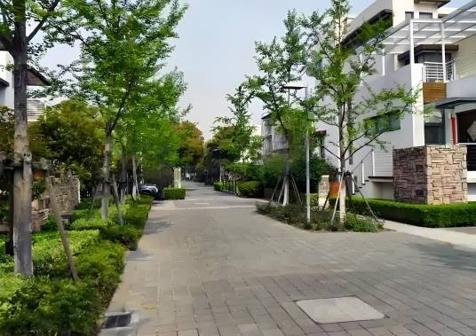 万科深蓝（蓝山小城）