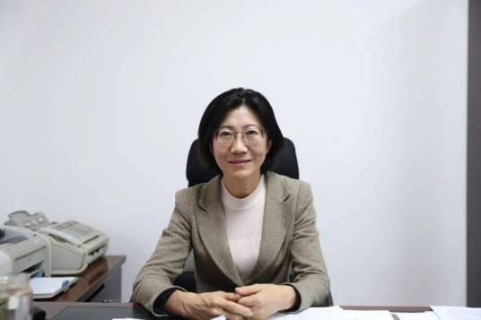 钟奇志(内蒙古自治区邮政管理局原党组书记、局长)