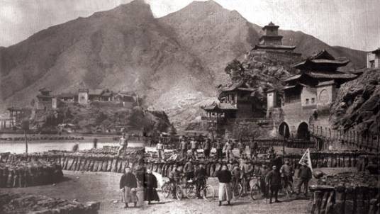 禹门（山西河津县西北龙门的别称）