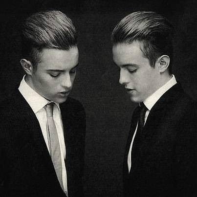 Give It Up（Jedward《young love》单曲）