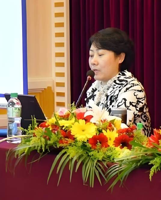 吴青青（福建师范大学传播学院副院长）