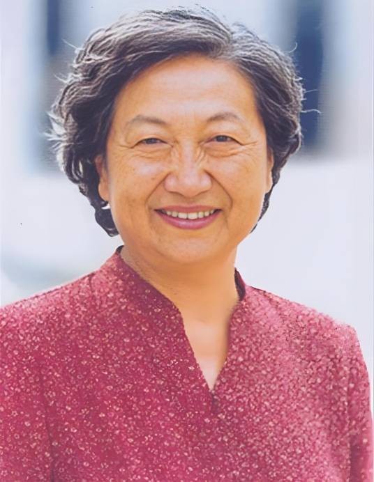 常莉（中央戏剧学院表演系教授，硕士研究生导师）