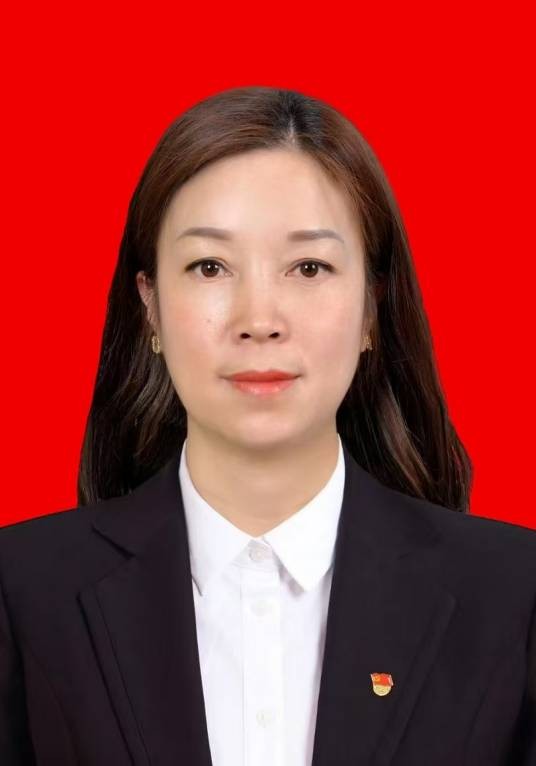 唐莉萍(四川省阿坝州卫生健康委员会党委委员,副主任)