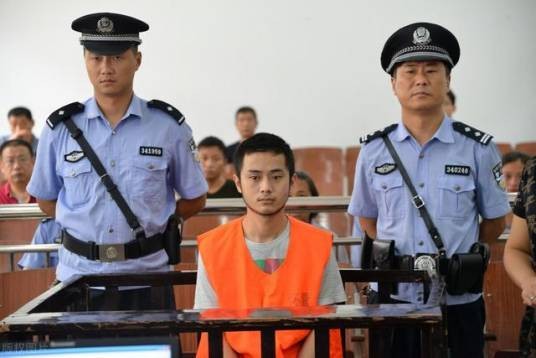 崔振国（朝阳医院伤医事件犯罪嫌疑人）