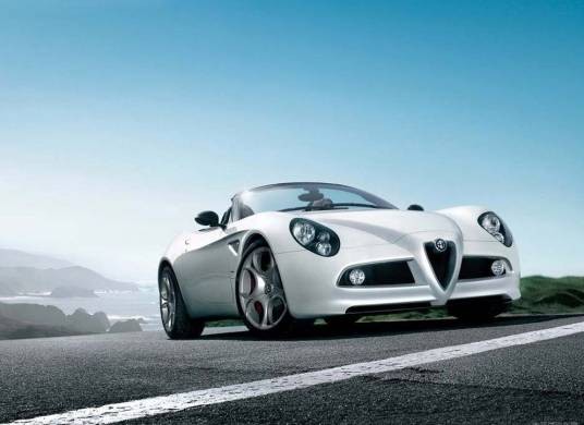 ALFA 8C（汽车）