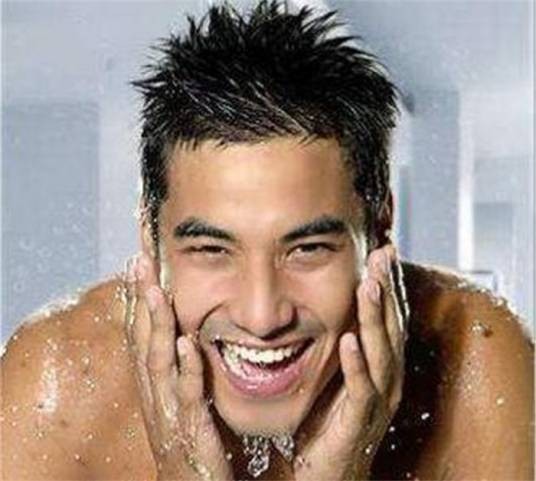 男性美容