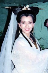 赵雅芝现身石家庄,人气爆棚,为何能够一直保持超高人气?