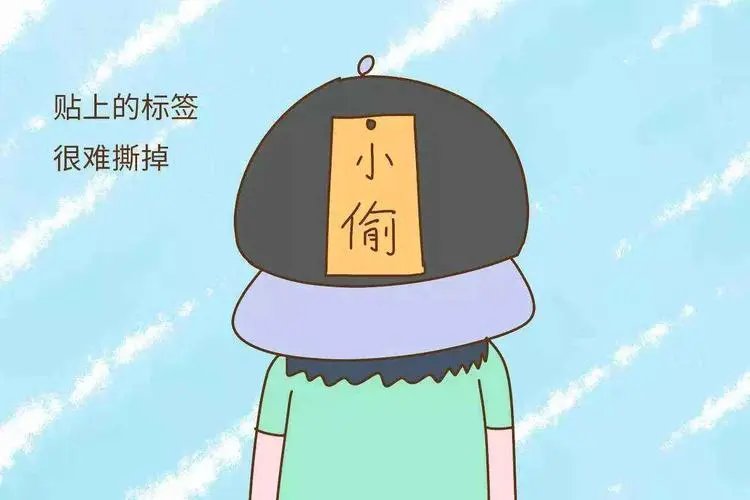 大妈顺走外卖，次日被失主偶遇认出，如何看待这种爱占小便宜的行为？