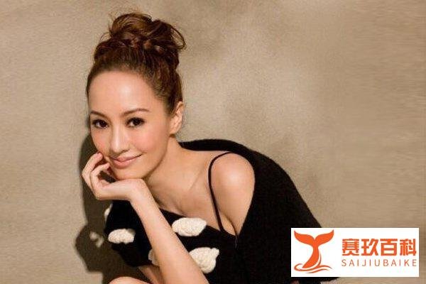 台湾第一名媛关颖发声支持，章泽天点赞，李靓蕾的朋友圈超出想象