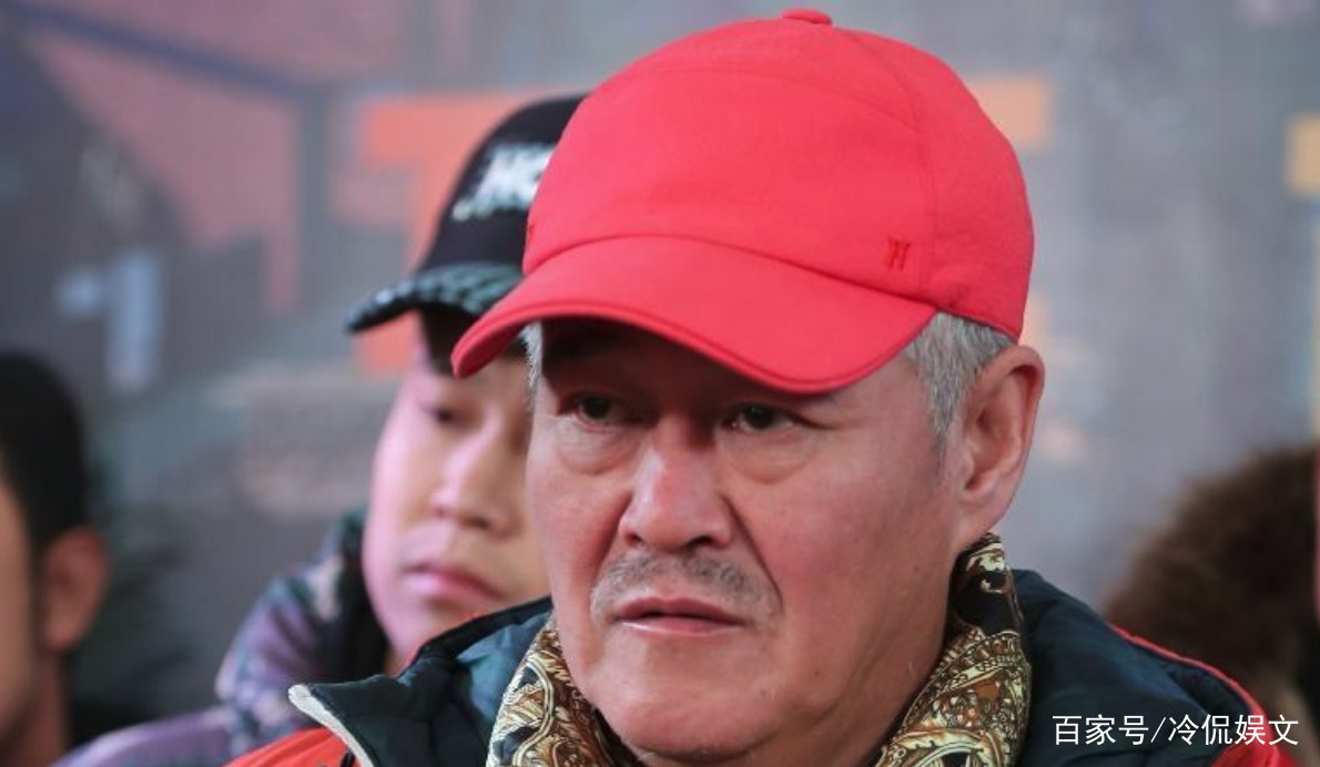 赵本山的飞机成了烫手山芋，五折卖都没人要，停一晚需要多少钱？