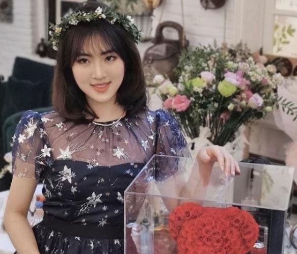 任正非女儿姚安娜否认是美国国籍:自己是土生土长的中国人