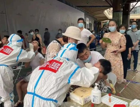 成都35人因疫情在朋友家吃住4天3晚，他们是如何安排封控期间的生活的？