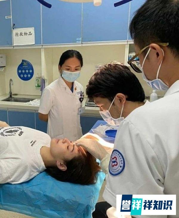突发！钟欣潼屙夜尿发生意外头部重伤，伤口缝数十针随时破相！