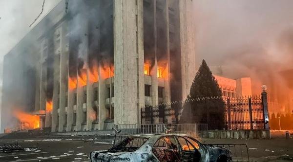 俄罗斯等国出兵哈萨克斯坦应对动乱 全国进入紧急状态