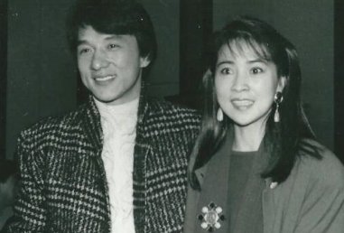 成龙退出林凤娇公司惹争议，否认婚变传闻，儿子房祖名有什么动态？