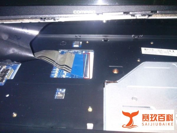 惠普笔记本CQ45-m03TX拆机图解