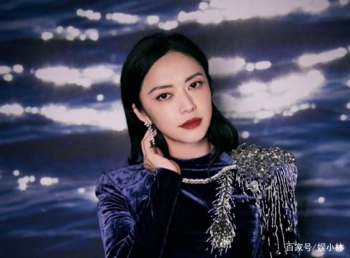 杨笠遭举报涉嫌性别歧视引热议,姚晨深夜发文力挺,是怎样回怼恶评的?