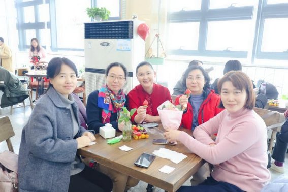 祝孩子老师女神节快乐的句子