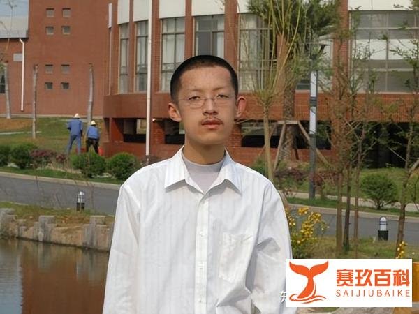 北大“数学奇才”毕业执意出家，父母哭求拦不住，9年后说出真相