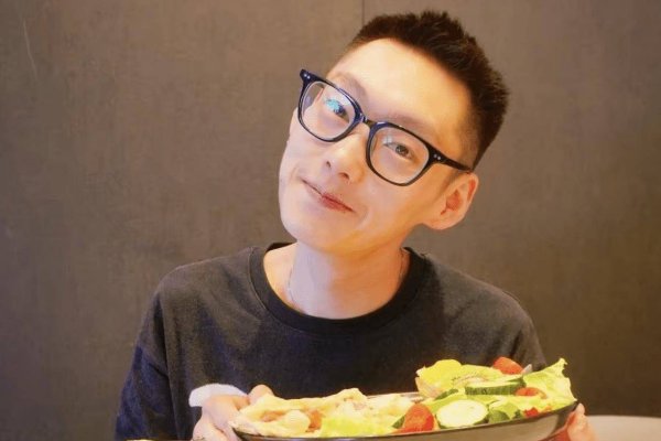 网红快乐小赵是谁