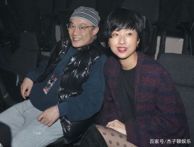 女儿嫌弃，妻子花钱大手大脚，陈奕迅：我已经很久没有收入了，这是为何？