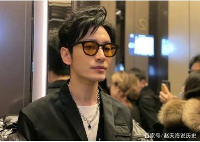 43岁黄晓明暴瘦二十斤如“整容”,他这是去油成功了吗?