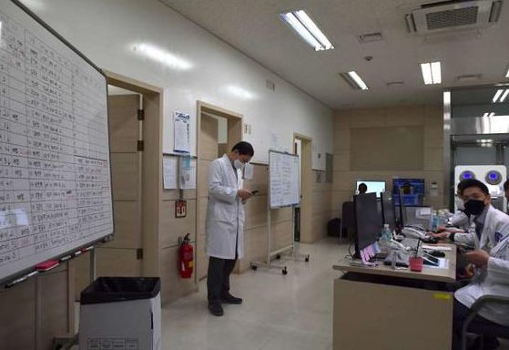 一波未平一波又起，韩国出现双重感染患者意味着什么？