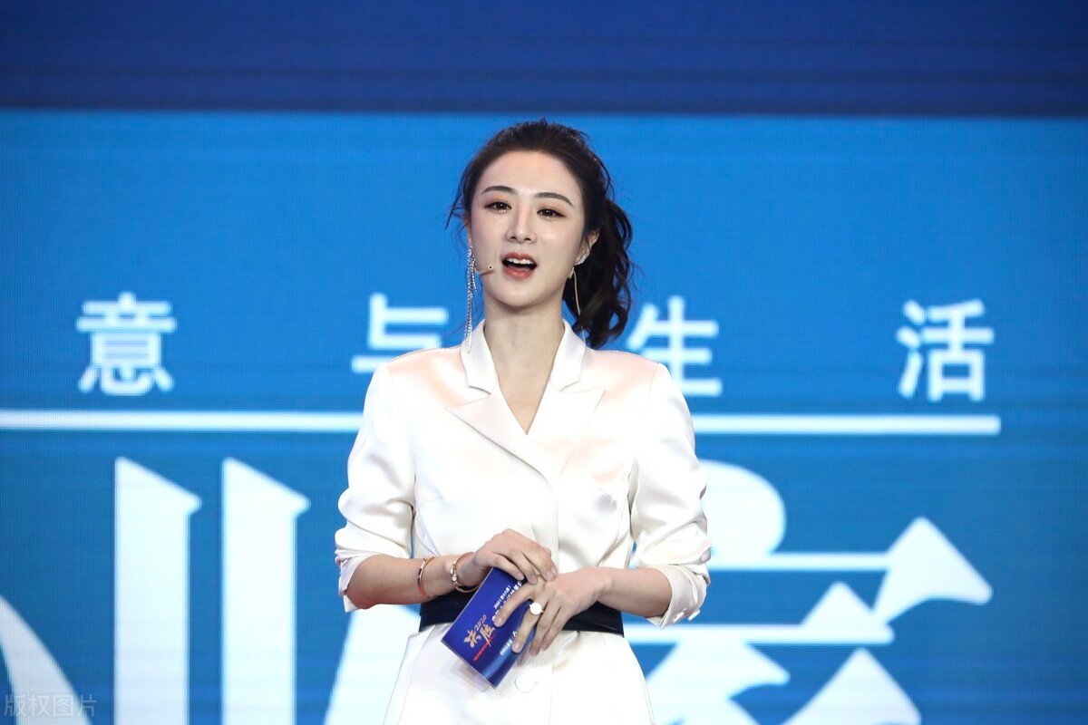 春晚语言类节目已审定,哪些明星有望登上央视?