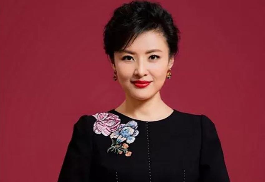 周涛否认女儿患自闭症,她对孩子是如何教育的?