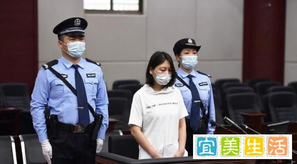 从人民教师到杀人狂魔，蛇蝎美女，劳荣枝的20年逃亡生涯（1）
